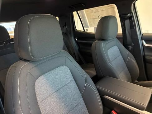 New 2027 GMC Terrain Elevation w/ Technology Package II AWD/4WD image 25