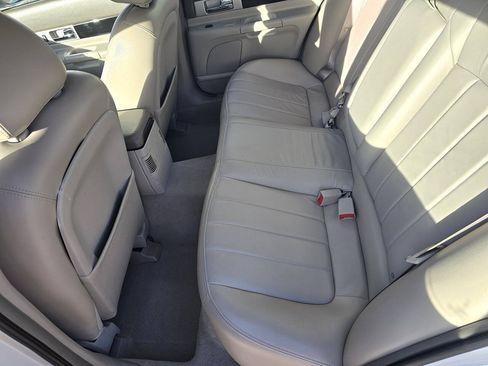 Used 2004 Lincoln LS RWD image 22