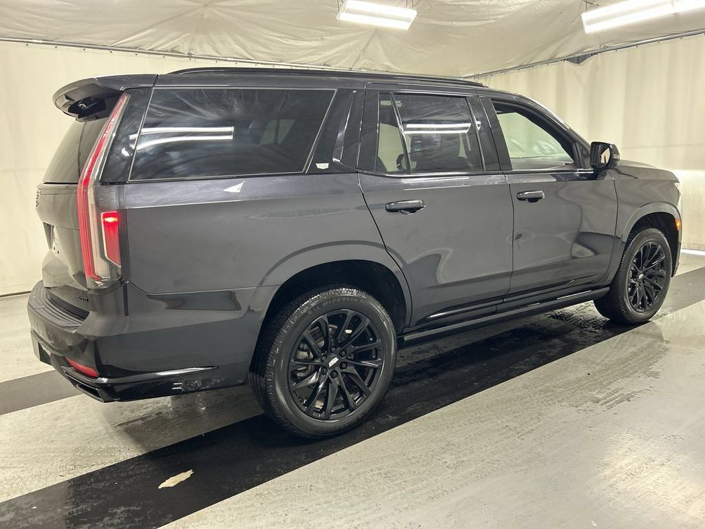 Used 2023 Cadillac Escalade Sport Platinum w/ LPO, ONYX Package AWD/4WD image 2