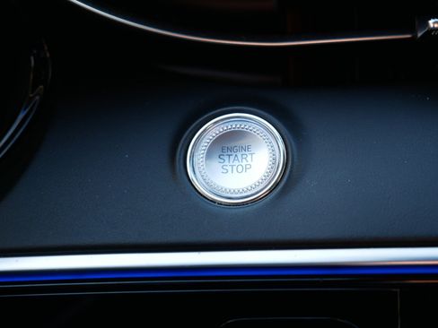 Used 2023 Genesis GV70 2.5T w/ Sport Prestige Package image 32