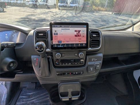 Used 2025 RAM ProMaster 2500 image 16