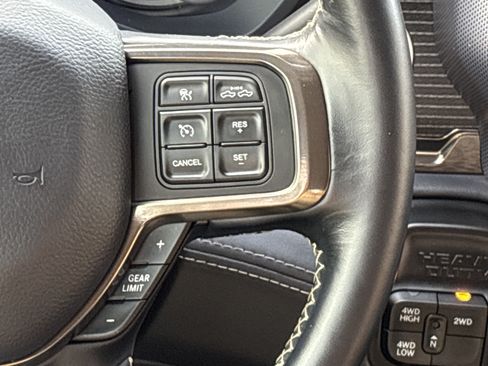 Used 2022 RAM 3500 Limited AWD/4WD image 23