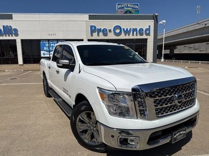 Used 2018 Nissan Titan SV w/ SV Convenience Package