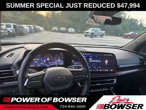 Used 2024 Chevrolet Traverse RS AWD/4WD image 3