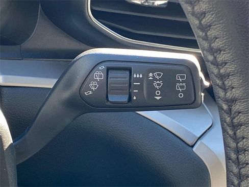 Used 2021 Ford Explorer XLT w/ Equipment Group 202A image 24