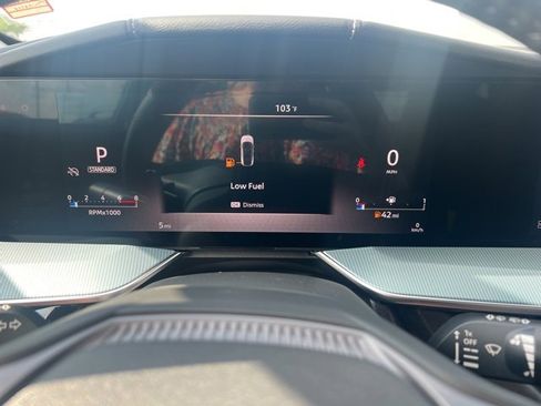 New 2025 Nissan Murano SL image 14