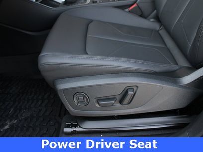 New 2025 Audi Q3 2.0T Premium