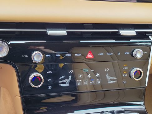 Certified 2026 Genesis G80 2.5T AWD/4WD image 15