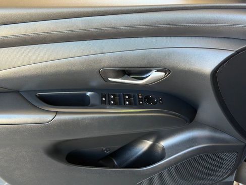 Used 2025 Hyundai Tucson SEL image 3