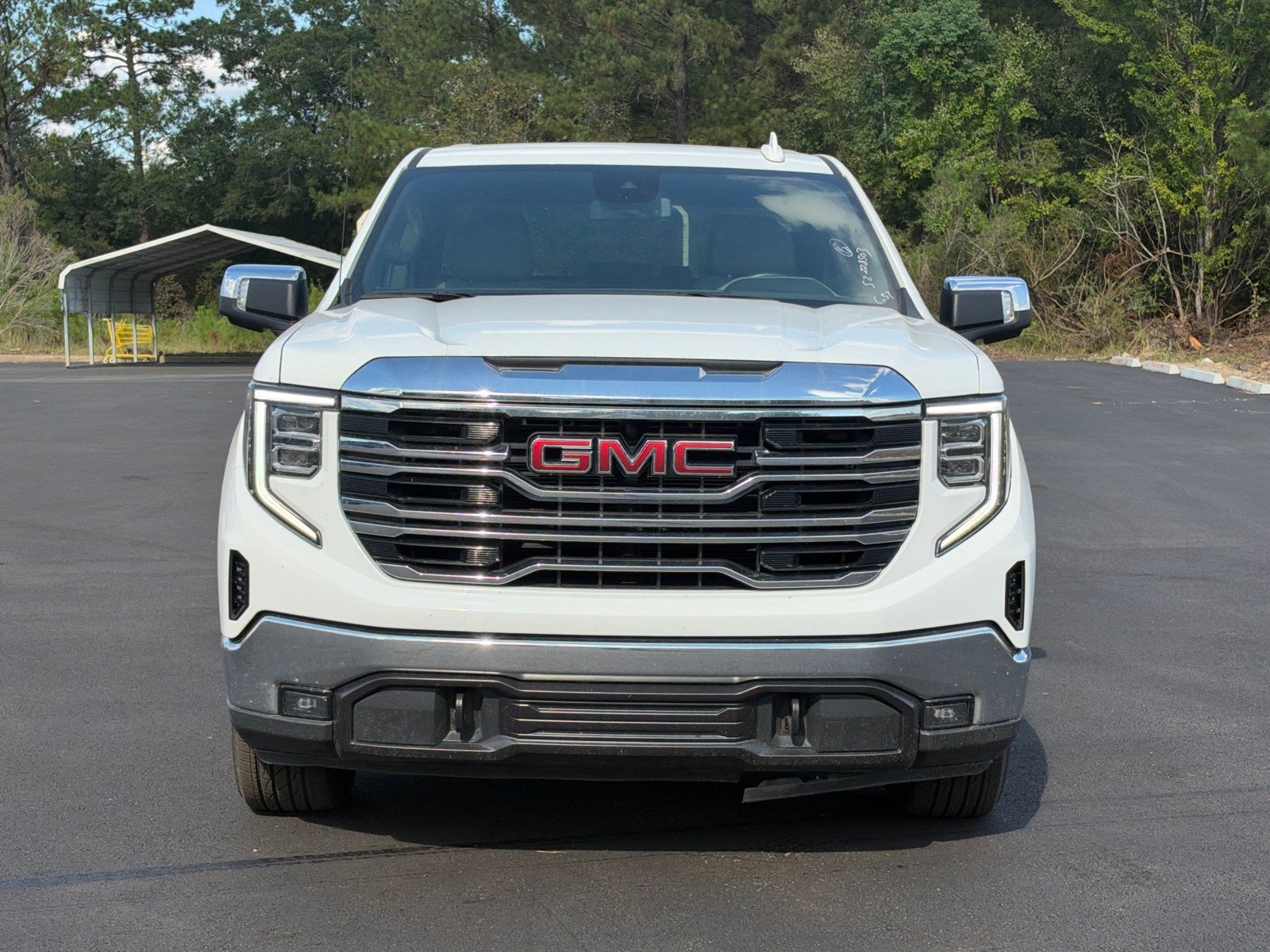 Used 2025 GMC Sierra 1500 SLT AWD/4WD image 2