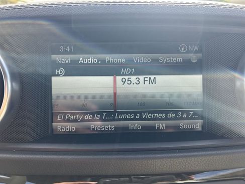 Used 2015 Mercedes-Benz SL 63 AMG image 23