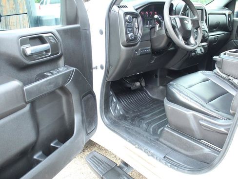 Used 2023 Chevrolet Silverado 2500 W/T w/ WT Convenience Package AWD/4WD image 16