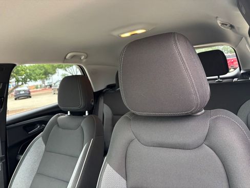 Used 2025 Chevrolet TrailBlazer LT FWD image 10