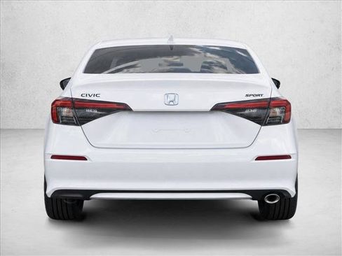 Used 2025 Honda Civic Sport image 6