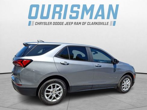 Used 2023 Chevrolet Equinox LS AWD/4WD image 6