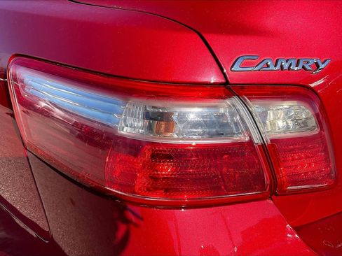 Used 2007 Toyota Camry LE image 27