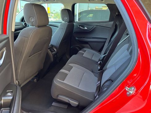 Used 2025 Chevrolet Blazer LT FWD image 26