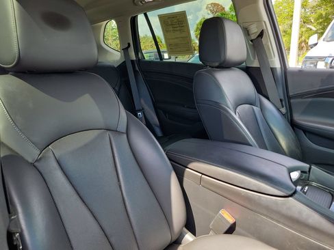 Used 2020 Buick Envision Essence AWD/4WD image 26