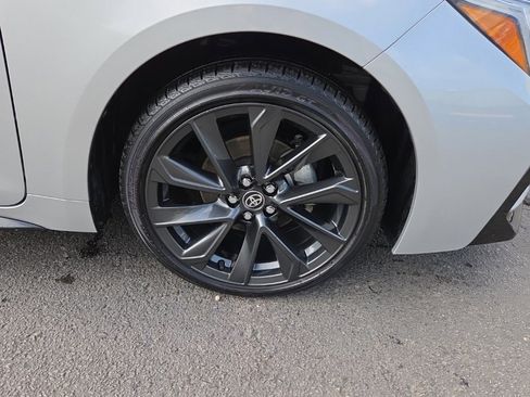 Used 2023 Toyota Corolla SE w/ SE Package image 23
