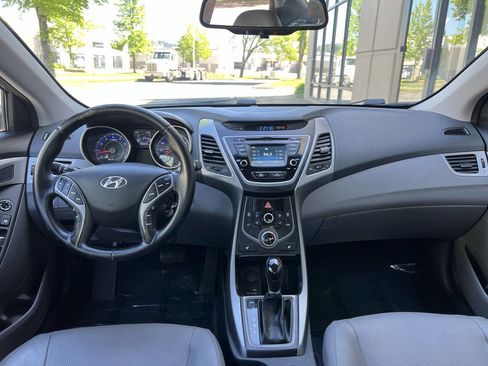 Used 2014 Hyundai Elantra Limited FWD image 16