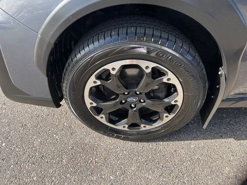 Used 2022 Subaru Crosstrek 2.0i Premium image 10