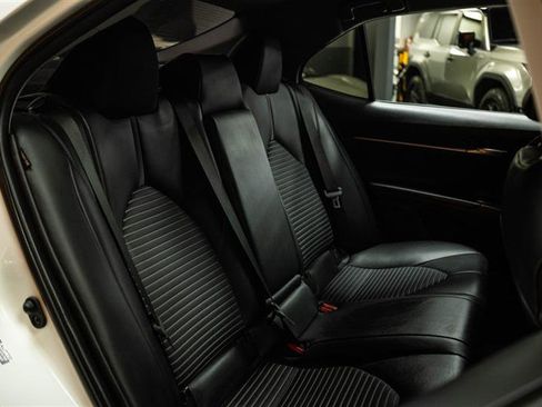 Used 2023 Toyota Camry SE image 11