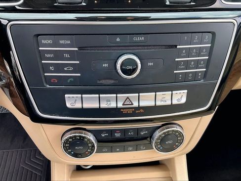 Used 2017 Mercedes-Benz GLE 350 image 32