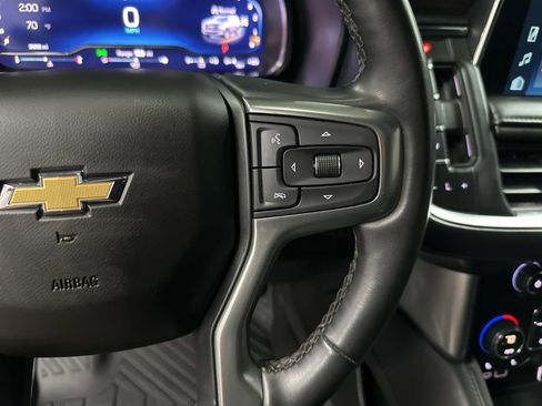 Used 2023 Chevrolet Tahoe Z71 w/ Luxury Package AWD/4WD image 17