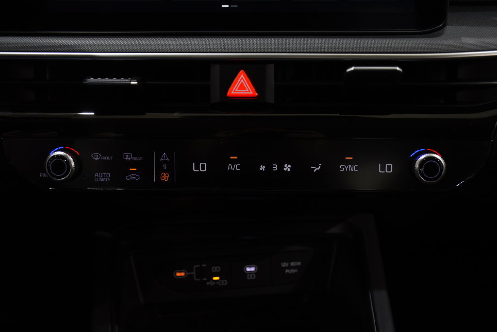New 2026 Kia K5 LXS FWD image 20