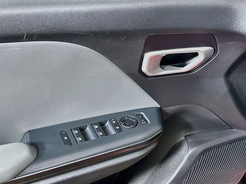 Used 2025 Kia K4 FWD image 15
