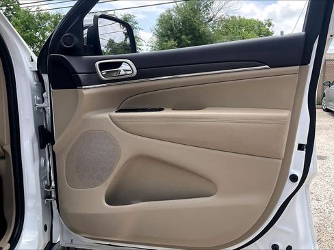 Used 2015 Jeep Grand Cherokee Limited w/ Mopar Chrome Edition Group RWD image 22