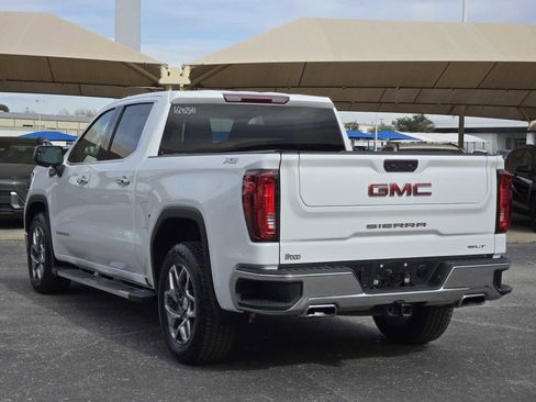 Certified 2023 GMC Sierra 1500 SLT image 5