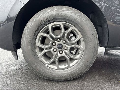 New 2025 Ford Expedition Max Active image 10