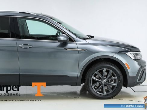 Used 2024 Volkswagen Tiguan SE w/ Panoramic Sunroof Package FWD image 51