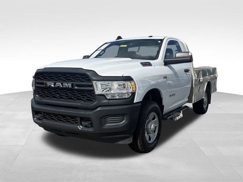 Used 2022 RAM 3500 Tradesman image 3
