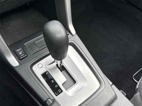 Used 2014 Subaru Forester 2.5i Premium w/ All-Weather Package image 25