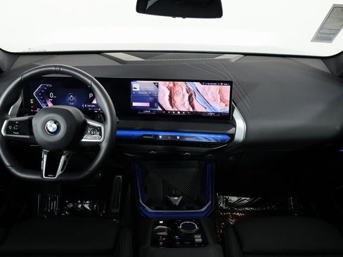 Used 2025 BMW X3 xDrive30i w/ M Sport Package AWD/4WD image 8