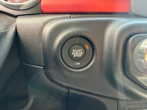 Used 2020 Jeep Wrangler Unlimited Rubicon AWD/4WD image 14