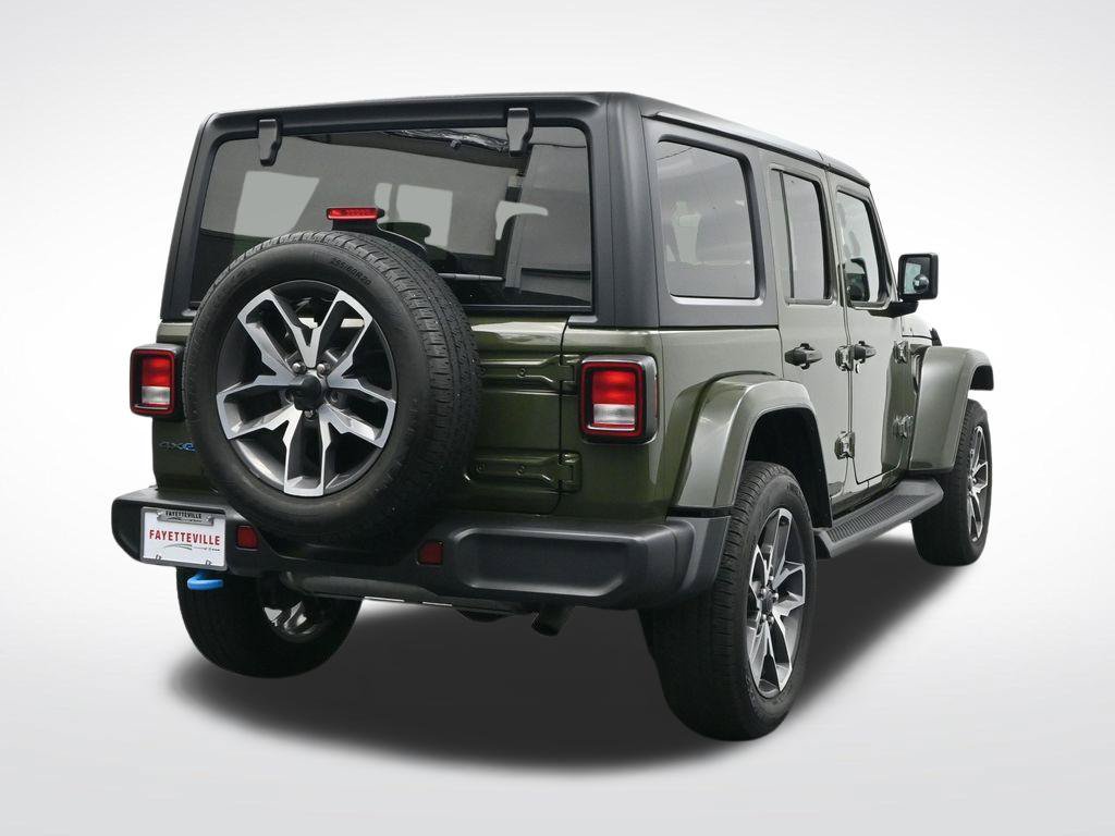 Used 2024 Jeep Wrangler Unlimited w/ Convenience Group AWD/4WD image 6