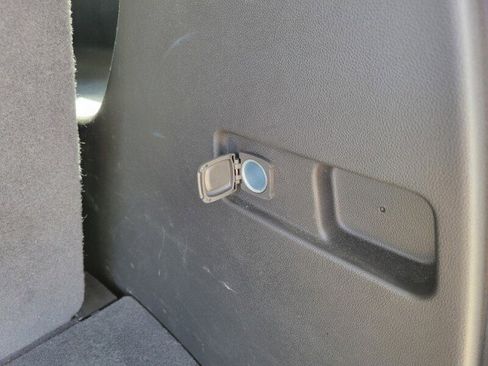 Used 2023 GMC Acadia Denali w/ Denali Ultimate Package image 8