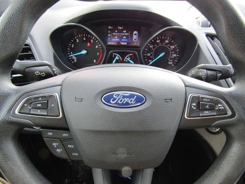 Certified 2019 Ford Escape SE image 19