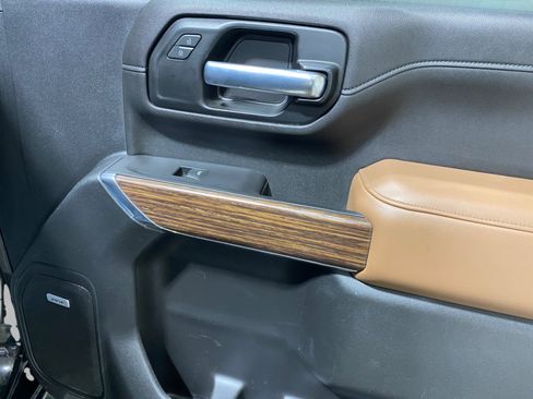 Used 2021 Chevrolet Silverado 2500 High Country w/ Z71 Off-Road Package image 27