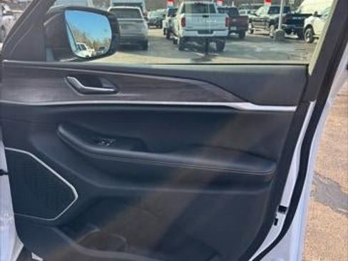 New 2026 Jeep Grand Cherokee Limited image 50