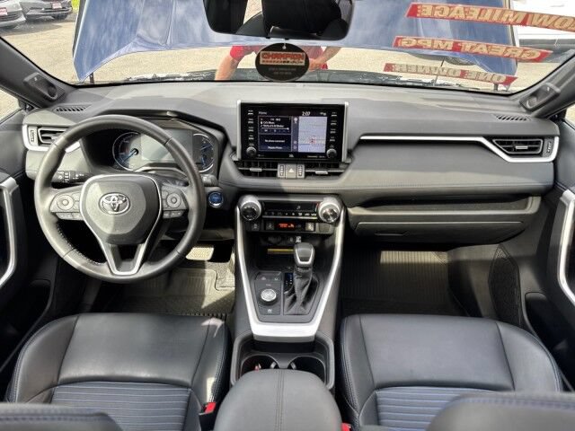 Used 2020 Toyota RAV4 XSE AWD/4WD image 12