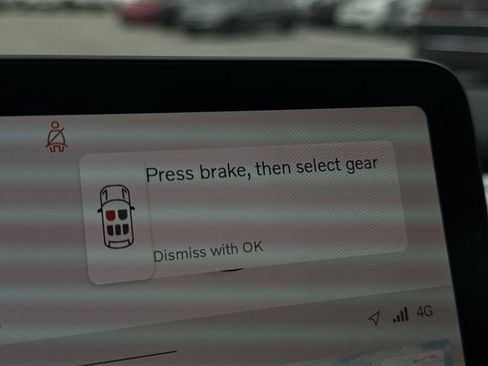 New 2026 Volvo EX30 Cross Country Ultra w/ Protection Package Premier image 17