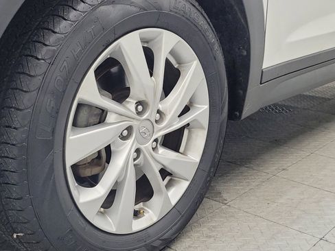 Used 2019 Hyundai Tucson SE AWD/4WD image 31