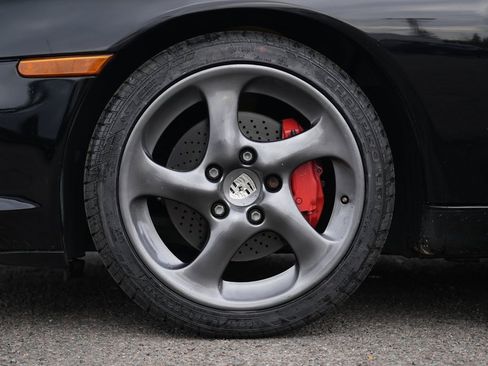 Used 2004 Porsche Boxster S image 16