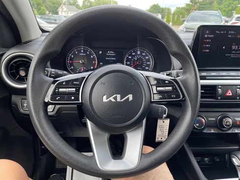 Used 2024 Kia Forte LXS FWD image 18
