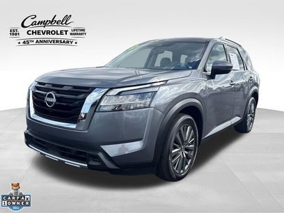 Used 2024 Nissan Pathfinder SL w/ SL Premium Package