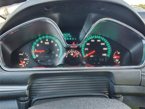 Used 2017 Chevrolet Traverse LT w/ Style and Technology Package image 17